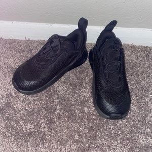 AIR MAX